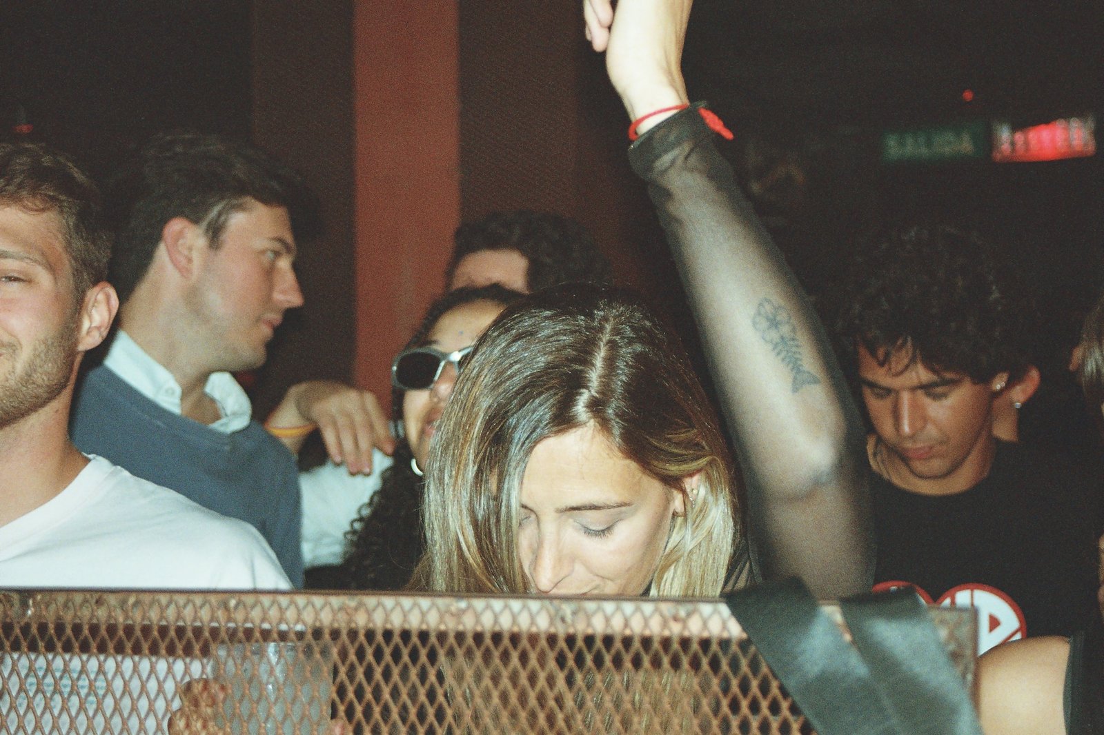 services-02 487793552 1229519179178727 2569260822701455935 N